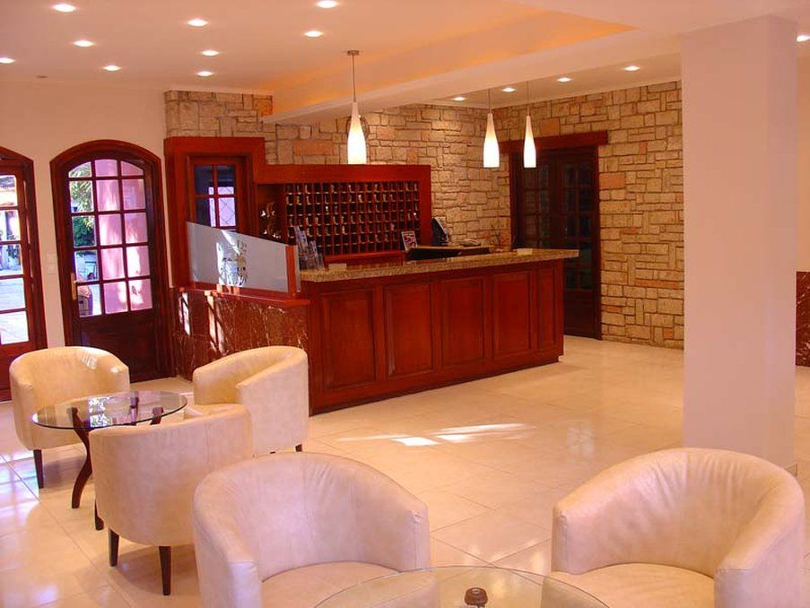 Philippos Hotel 2*