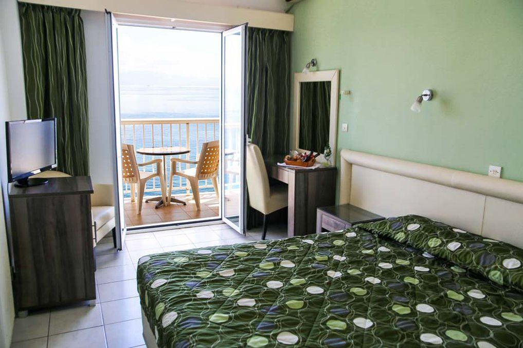 Philippos 2* Corfu (city)